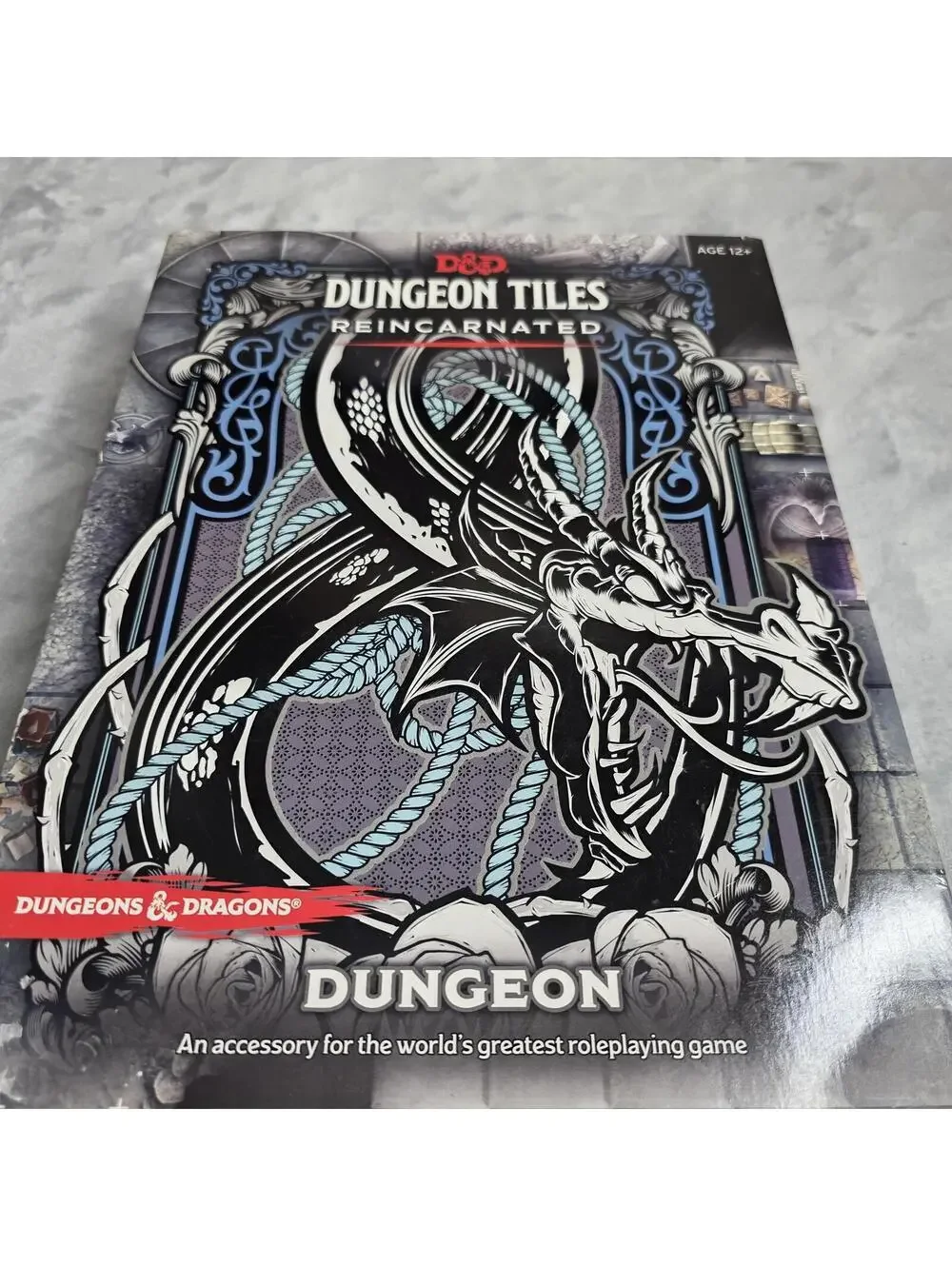 D&D Dungeon Tiles Reincarnated - Dungeon. Open Box